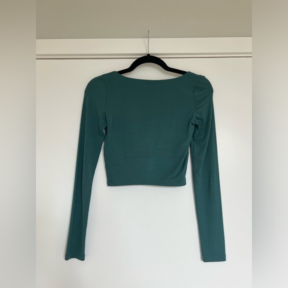 [Aritzia Wilfred free] dark green cropped blouse, XS - Picture 2 of 2
